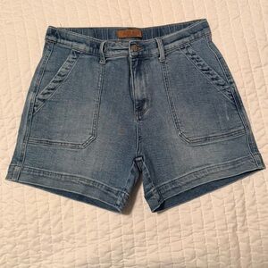 Judy Blue medium  Blue Denim Shorts with cargo pockets